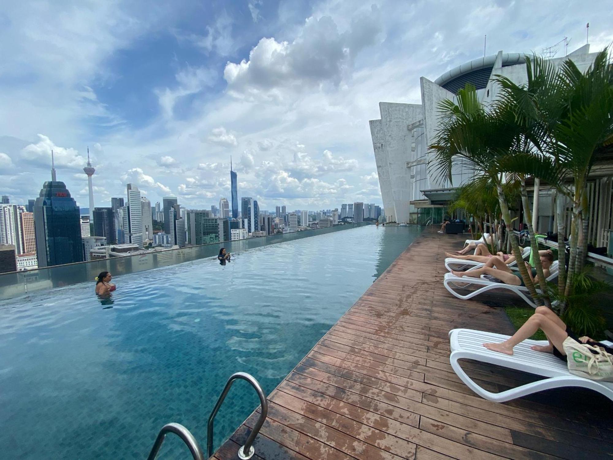 Infinity Skypool Ladies Hostel - Ladies Only Kuala Lumpur Exterior foto